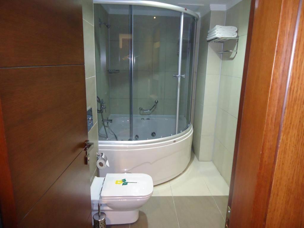 Moonlight Hotel Bostanici Екстер'єр фото